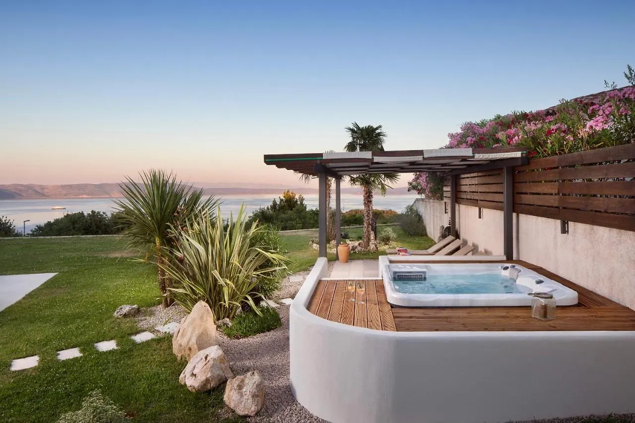 Luxury Panorama Vila With Amazing Seaview In Gondolici 7 Km From Rabac Labin  Guest house